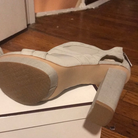 Ladies peep toe suede platforms - Picture 3 of 3